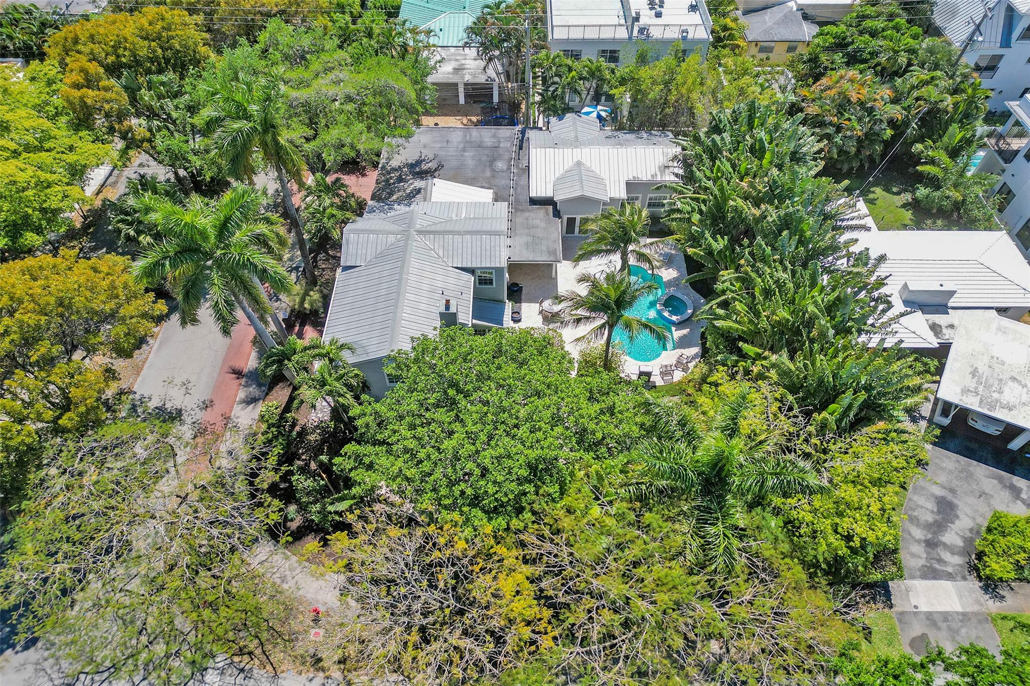 459 NE 15th Ave
