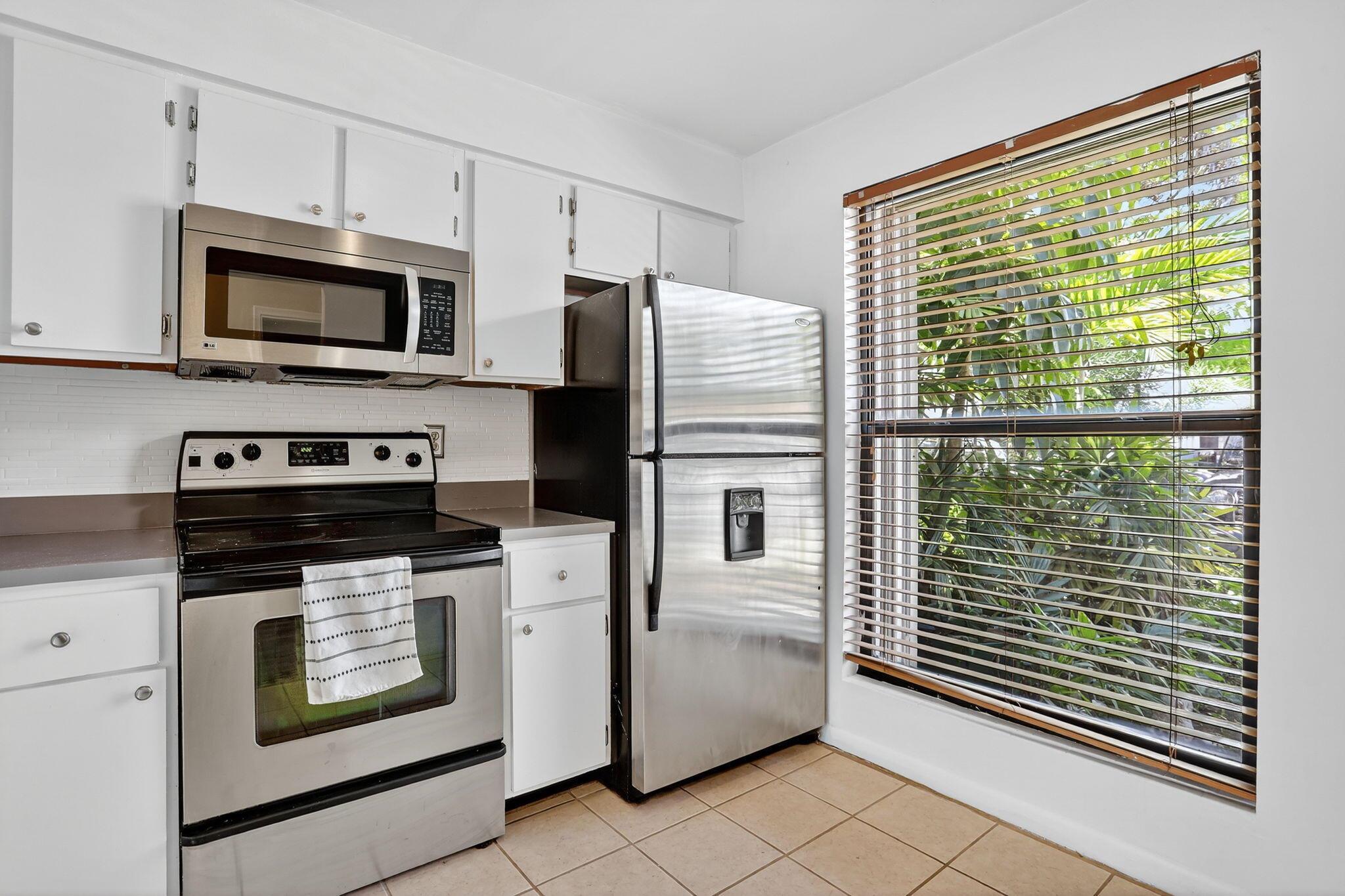 PINES WEST - Residential
