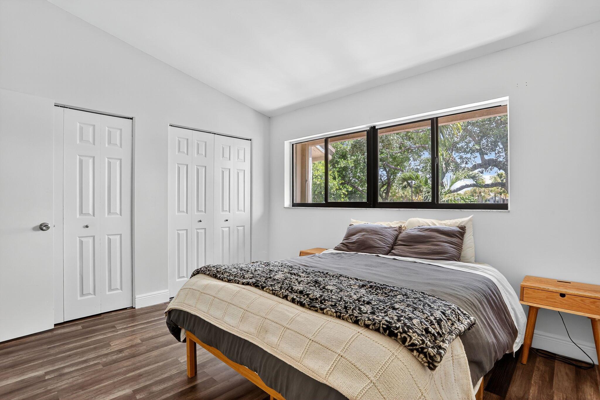 PINES WEST - Residential