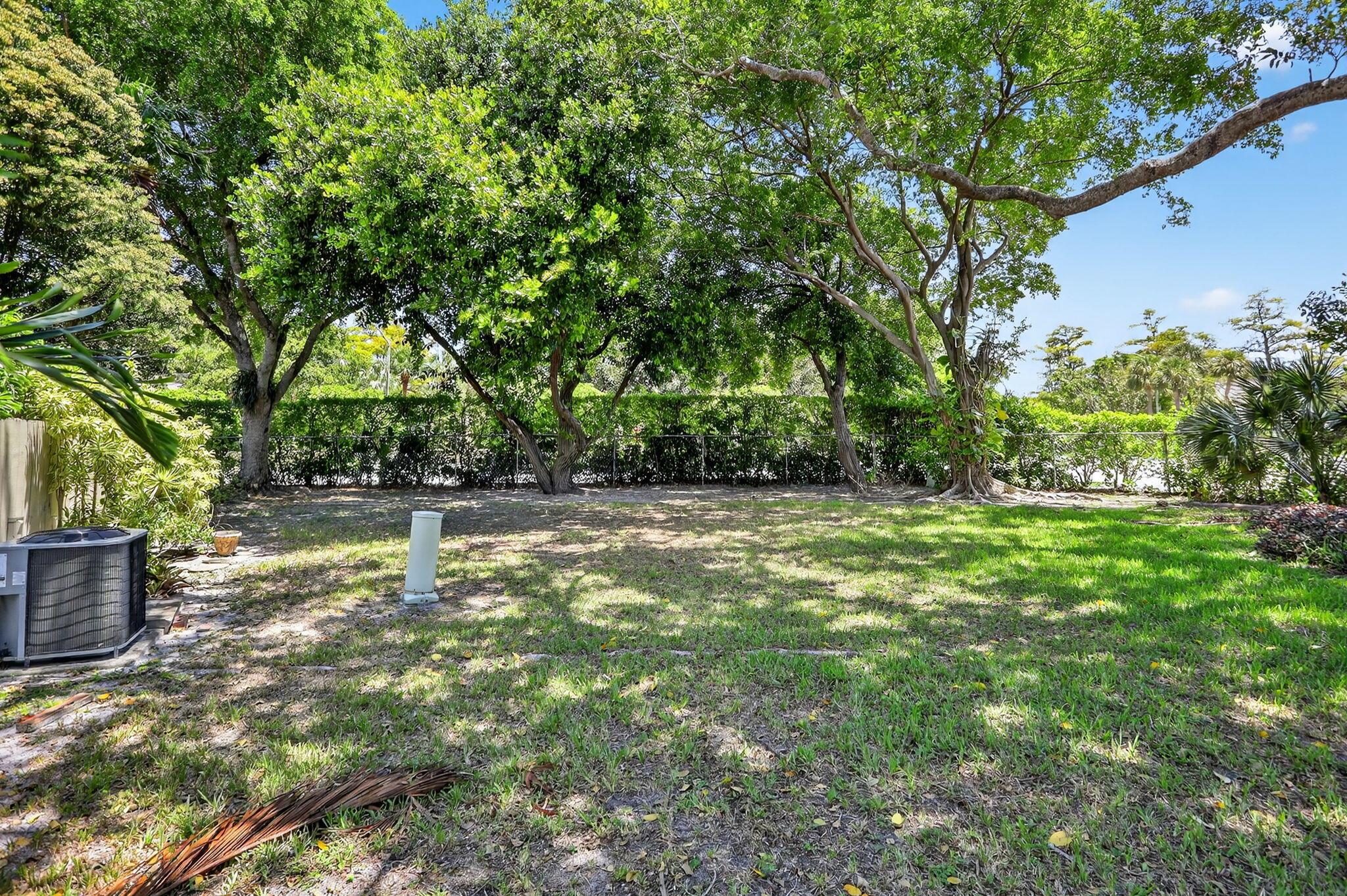 PINES WEST - Residential