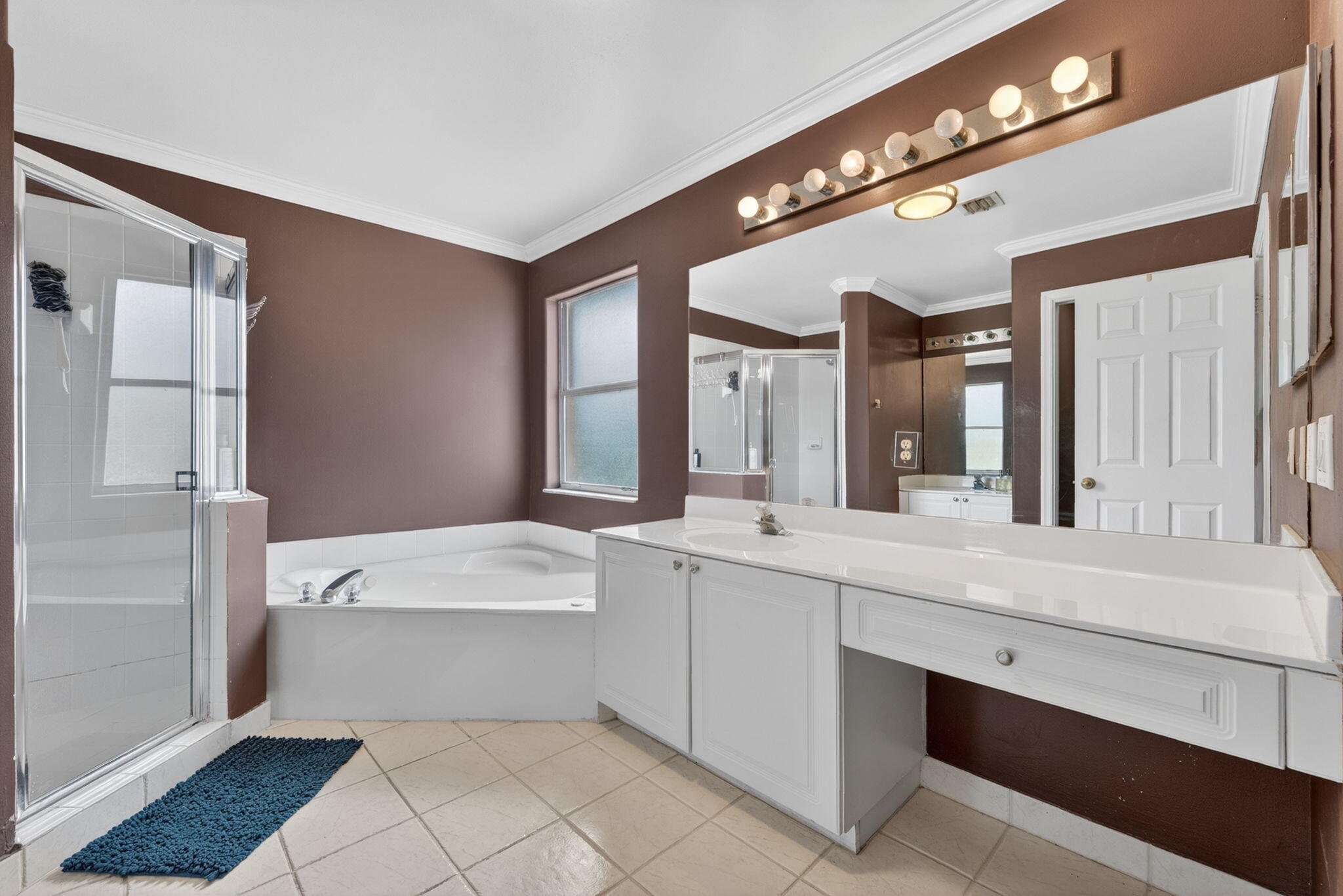 STIRLING MEADOWS - Residential