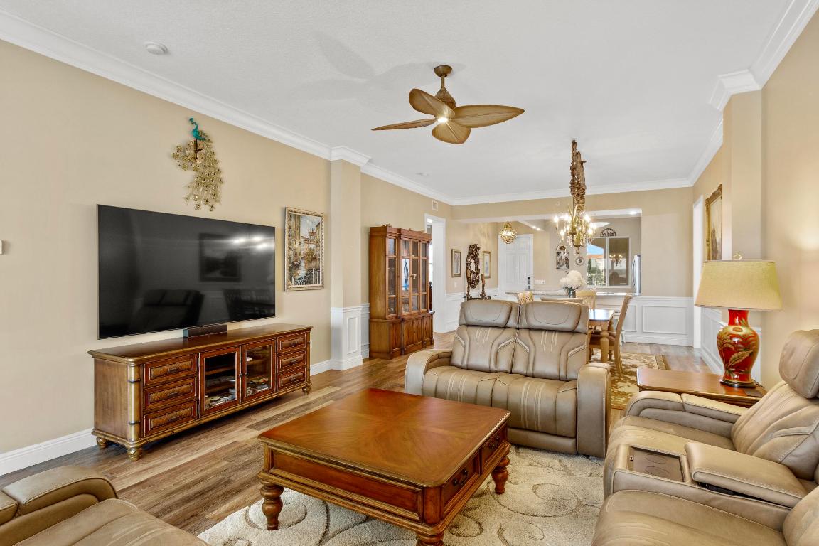 HARBOUR ISLE AT HUTCHINSON ISLAND WEST, A CONDOMIN - Residential