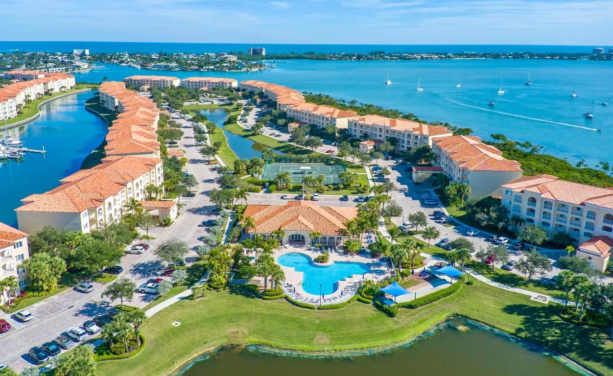 HARBOUR ISLE AT HUTCHINSON ISLAND WEST, A CONDOMIN - Residential