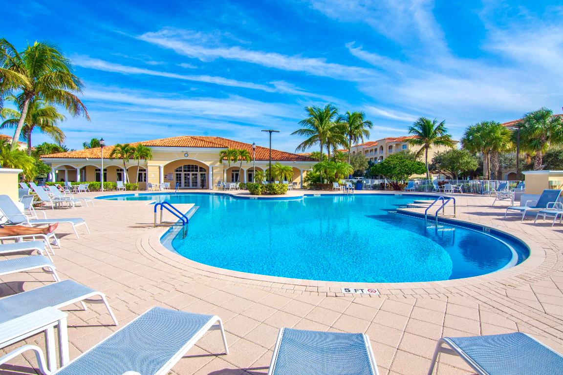 HARBOUR ISLE AT HUTCHINSON ISLAND WEST, A CONDOMIN - Residential