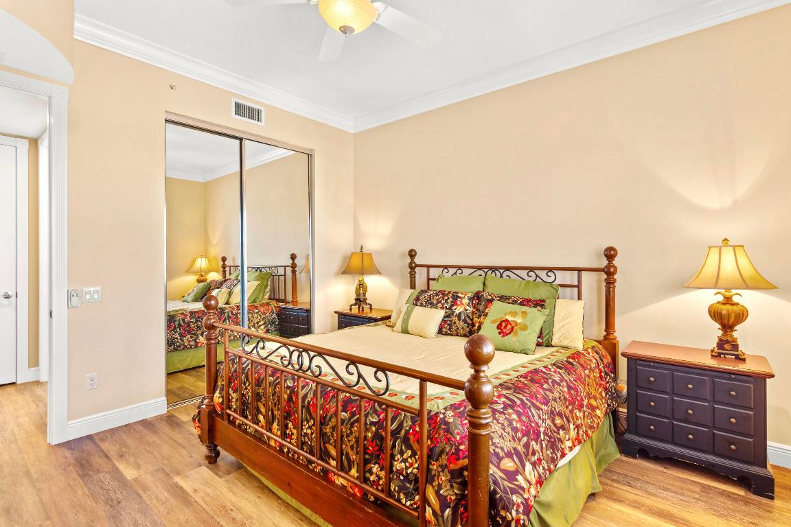 HARBOUR ISLE AT HUTCHINSON ISLAND WEST, A CONDOMIN - Residential