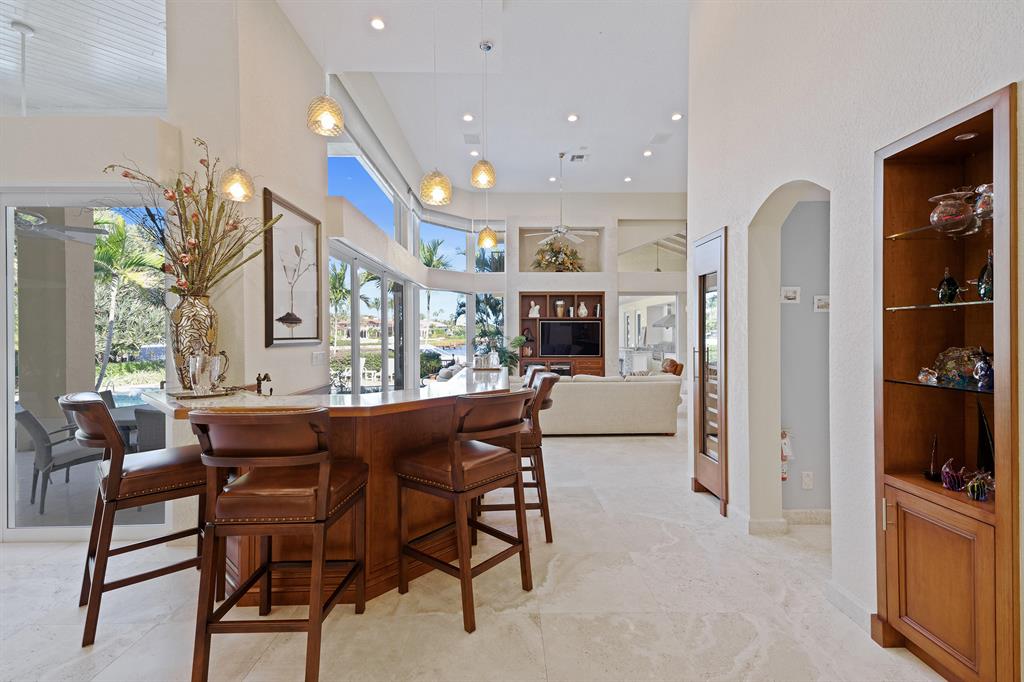 ADMIRALS COVE - Residential