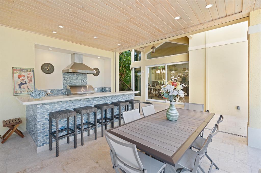 ADMIRALS COVE - Residential