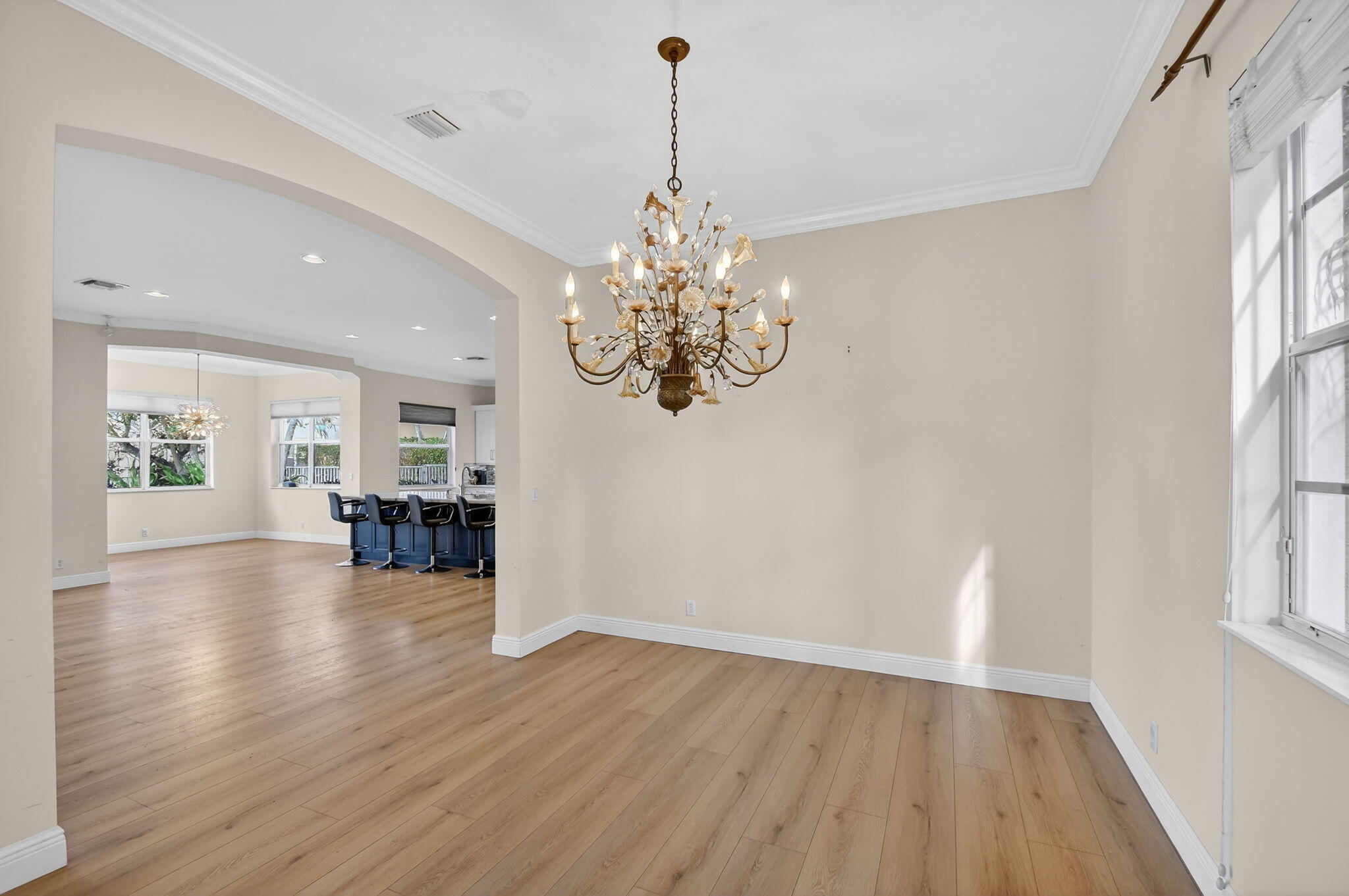 VILLAGES OF WINDSOR,ISOLA BELLA ESTATES - Residential