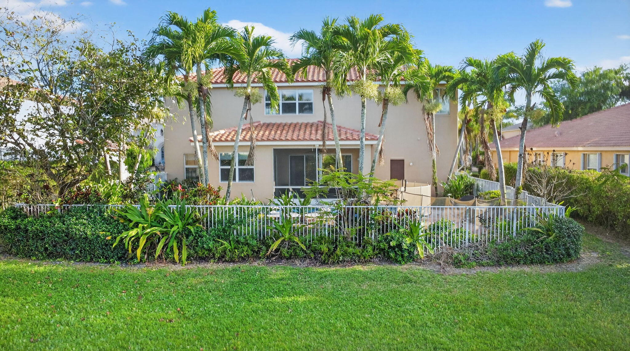 VILLAGES OF WINDSOR,ISOLA BELLA ESTATES - Residential