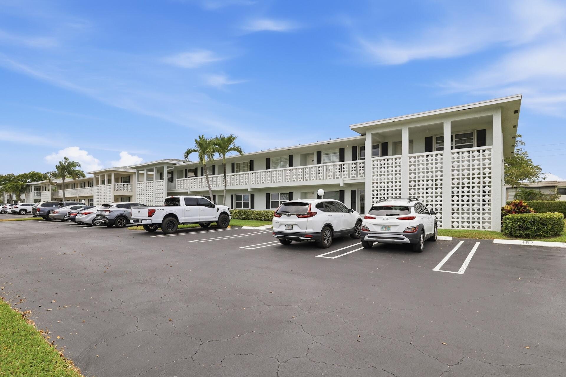 1011 Flame Vine Avenue 203