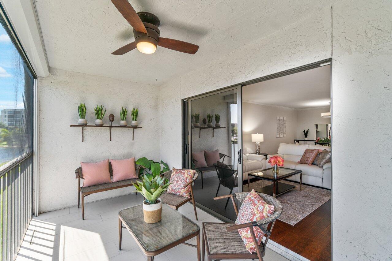 HUNTINGTON LAKES SEC FIVE CONDOS - Residential