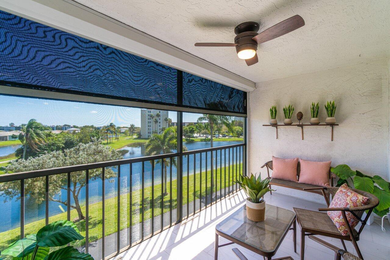 HUNTINGTON LAKES SEC FIVE CONDOS - Residential