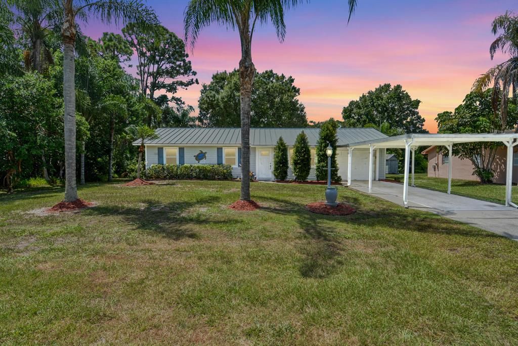 Photo of 7003 Fort Walton Avenue Ave, Fort Pierce, FL 34951 (MLS # R10821490)