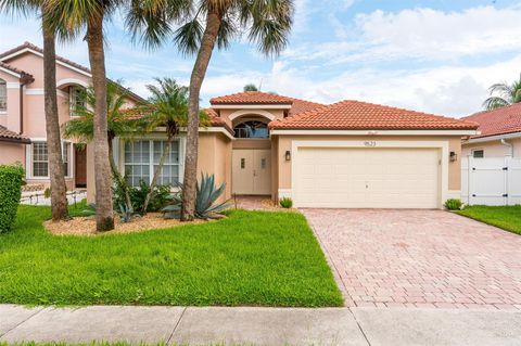 9523 Fox Trot Ln Boca Raton FL 33496