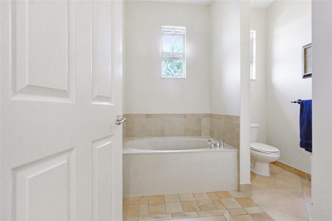 Julia Gardens - Residential