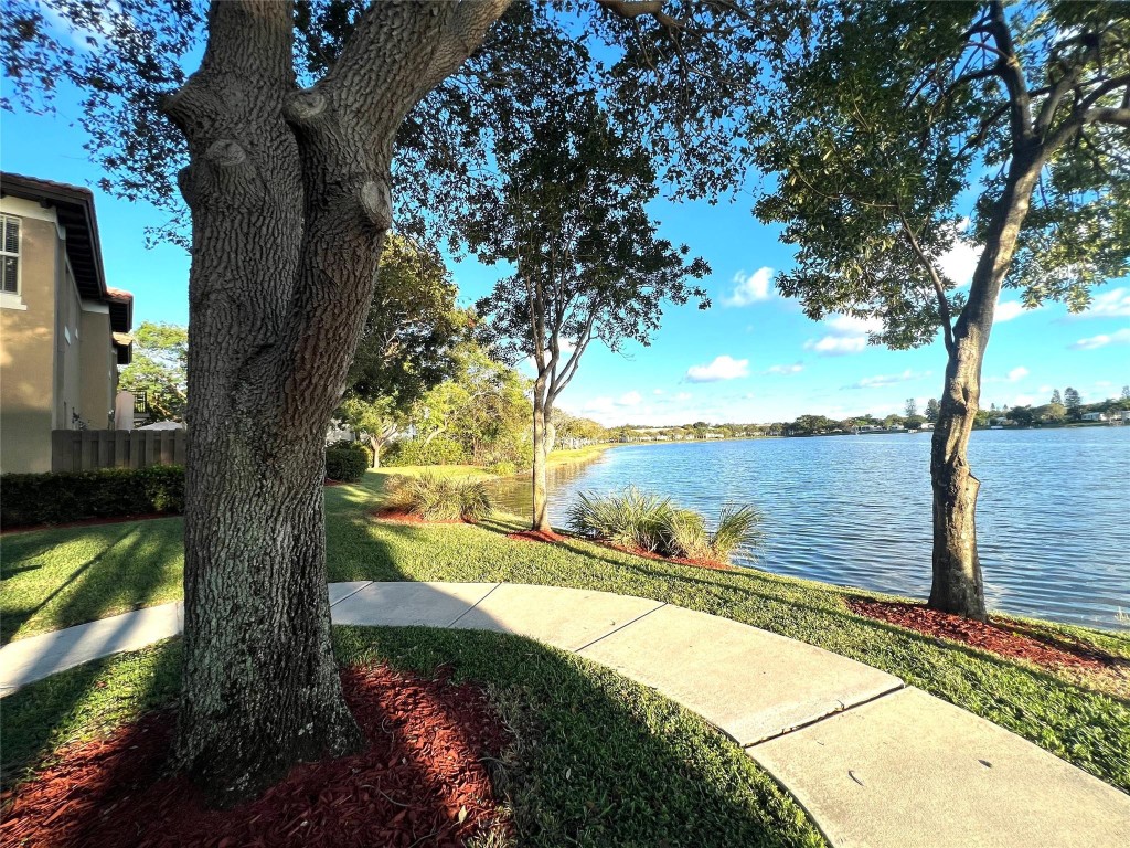 Julia Gardens - Residential