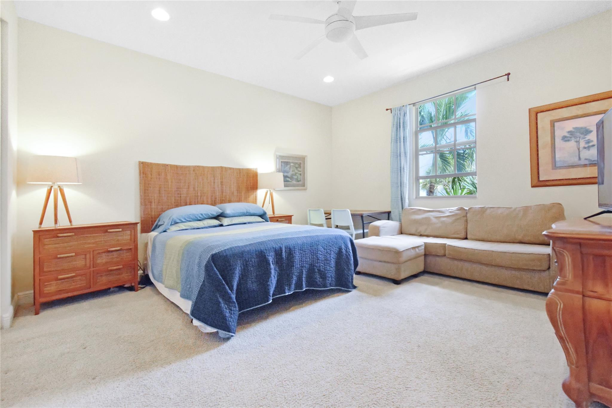 Julia Gardens - Residential