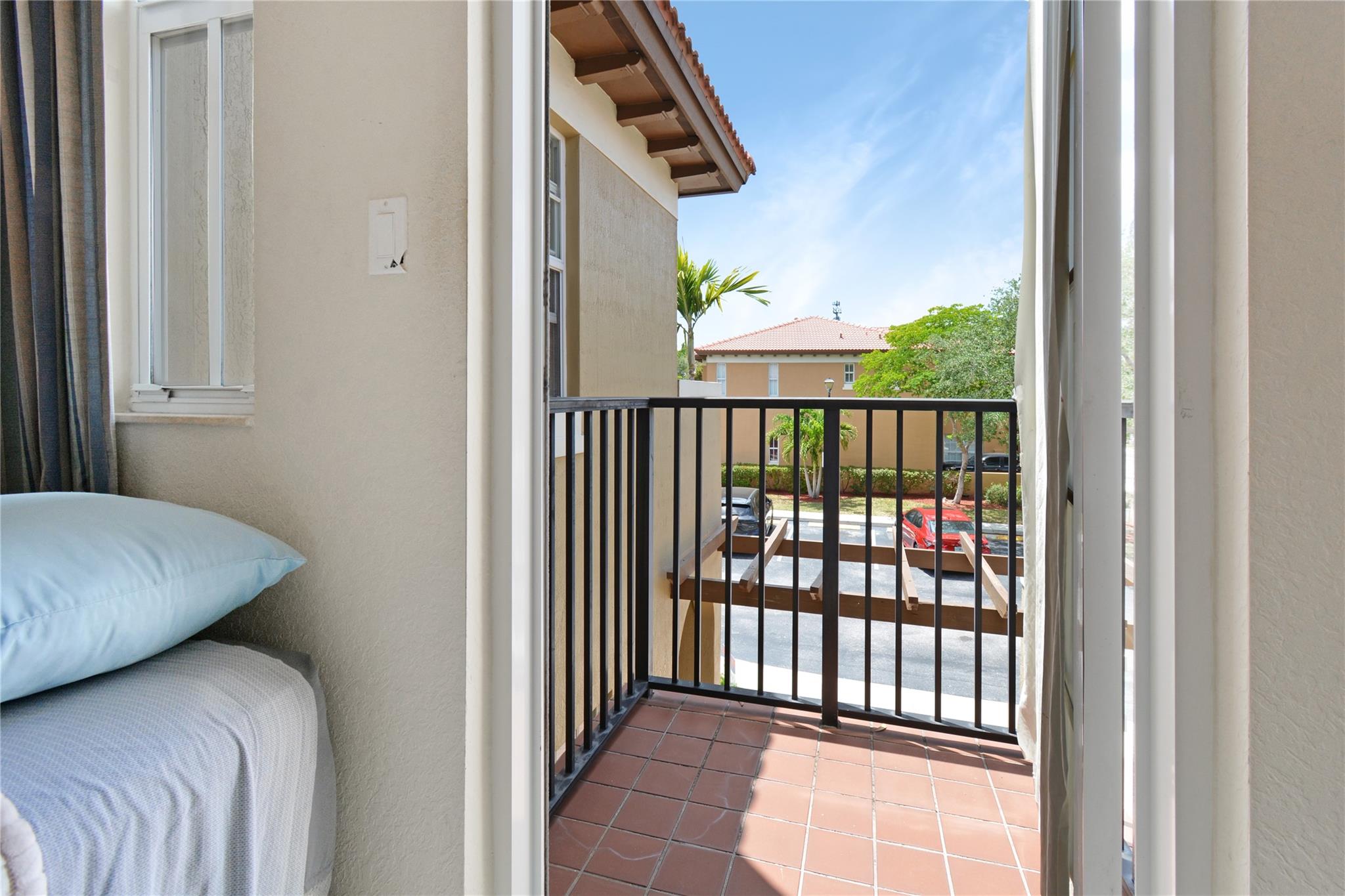 Julia Gardens - Residential