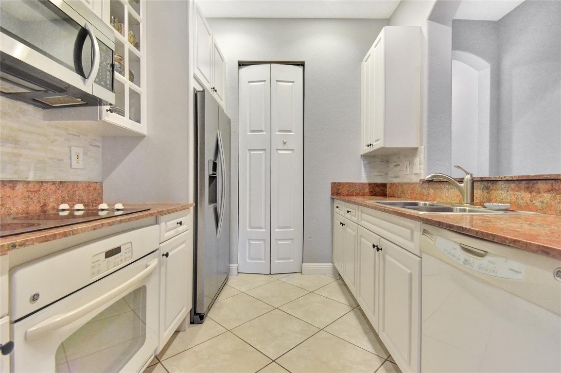 Julia Gardens - Residential