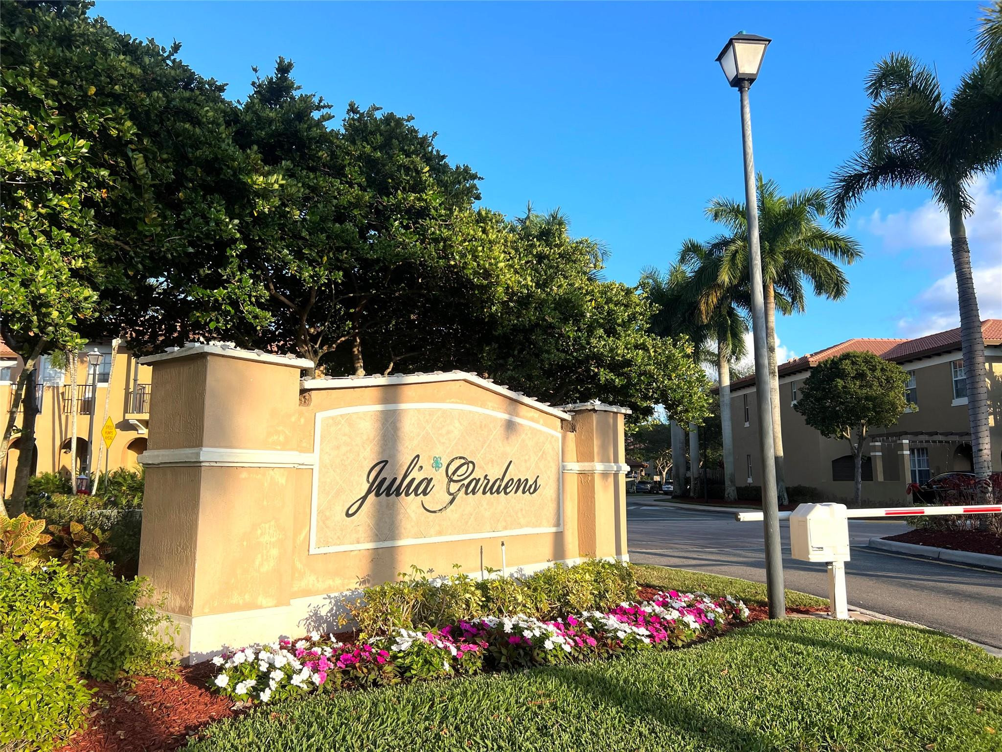 Julia Gardens - Residential