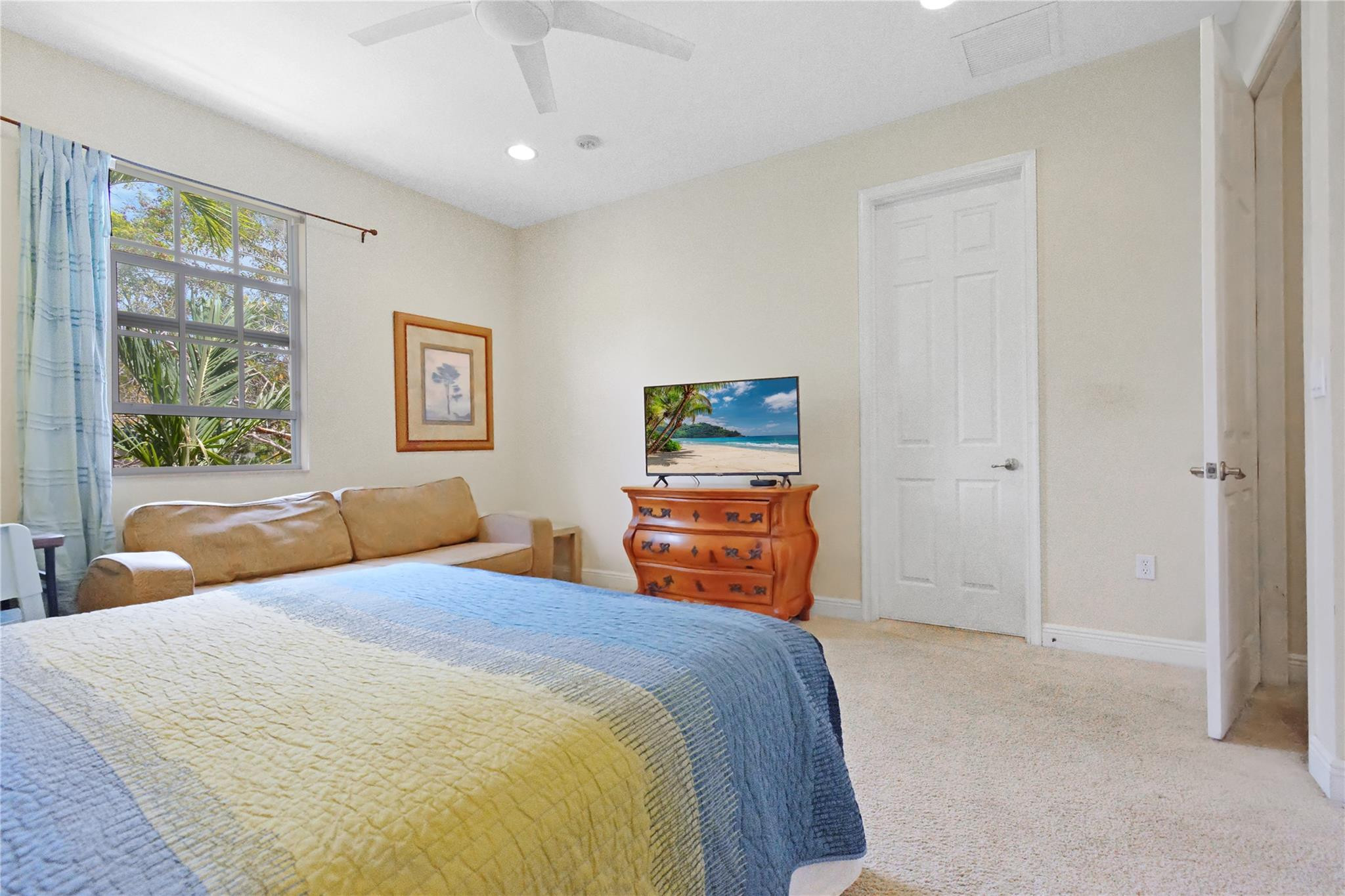 Julia Gardens - Residential