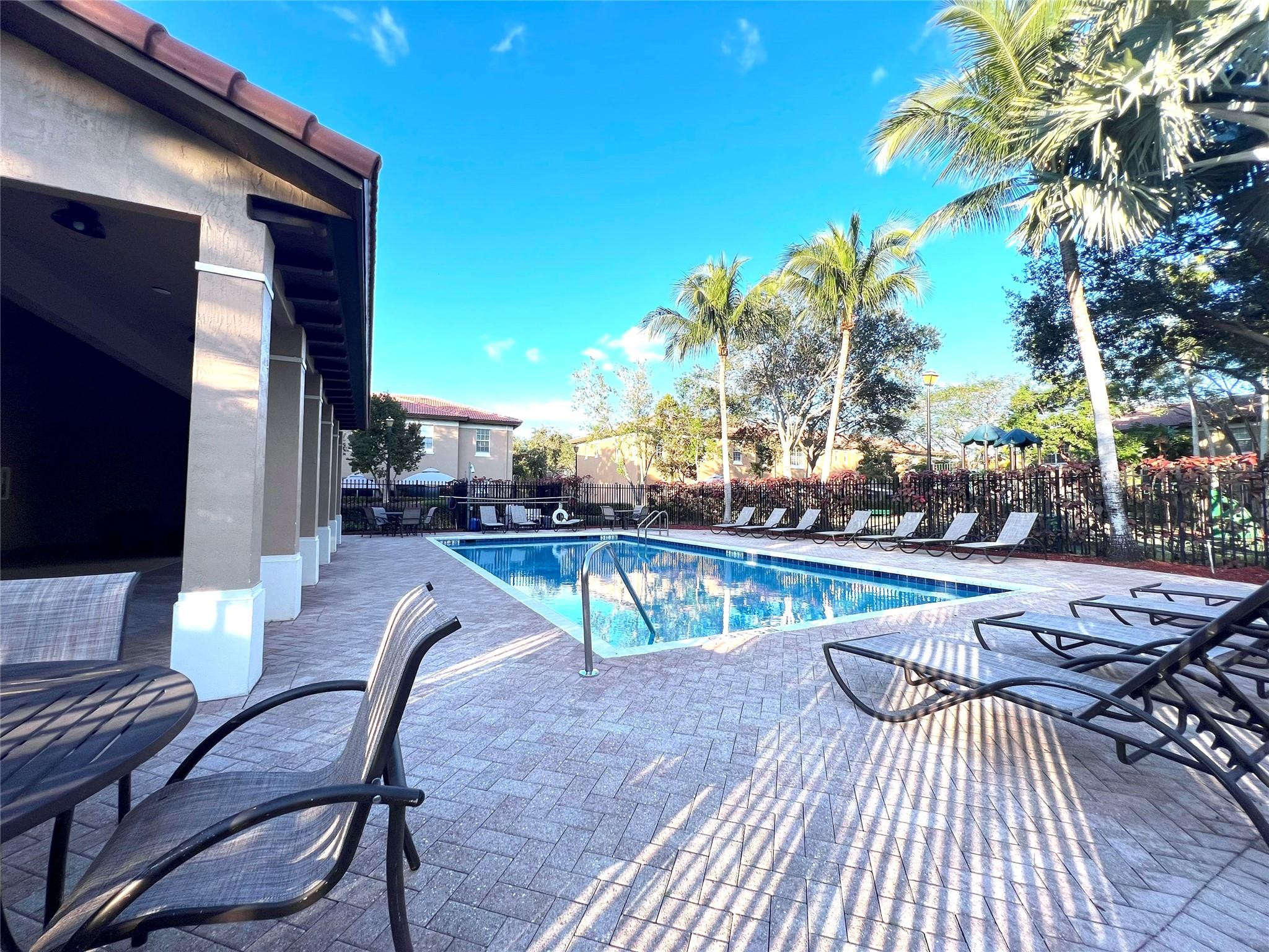 Julia Gardens - Residential