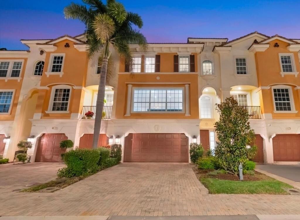 Photo of 5530 NE Trieste Terrace, Boca Raton, FL 33487 (MLS # R11163346)