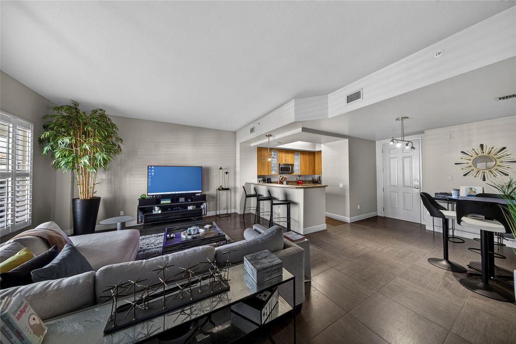 Photo of 2633 NE 14th Avenue #111, Wilton Manors, FL 33334 (MLS # F10550365)