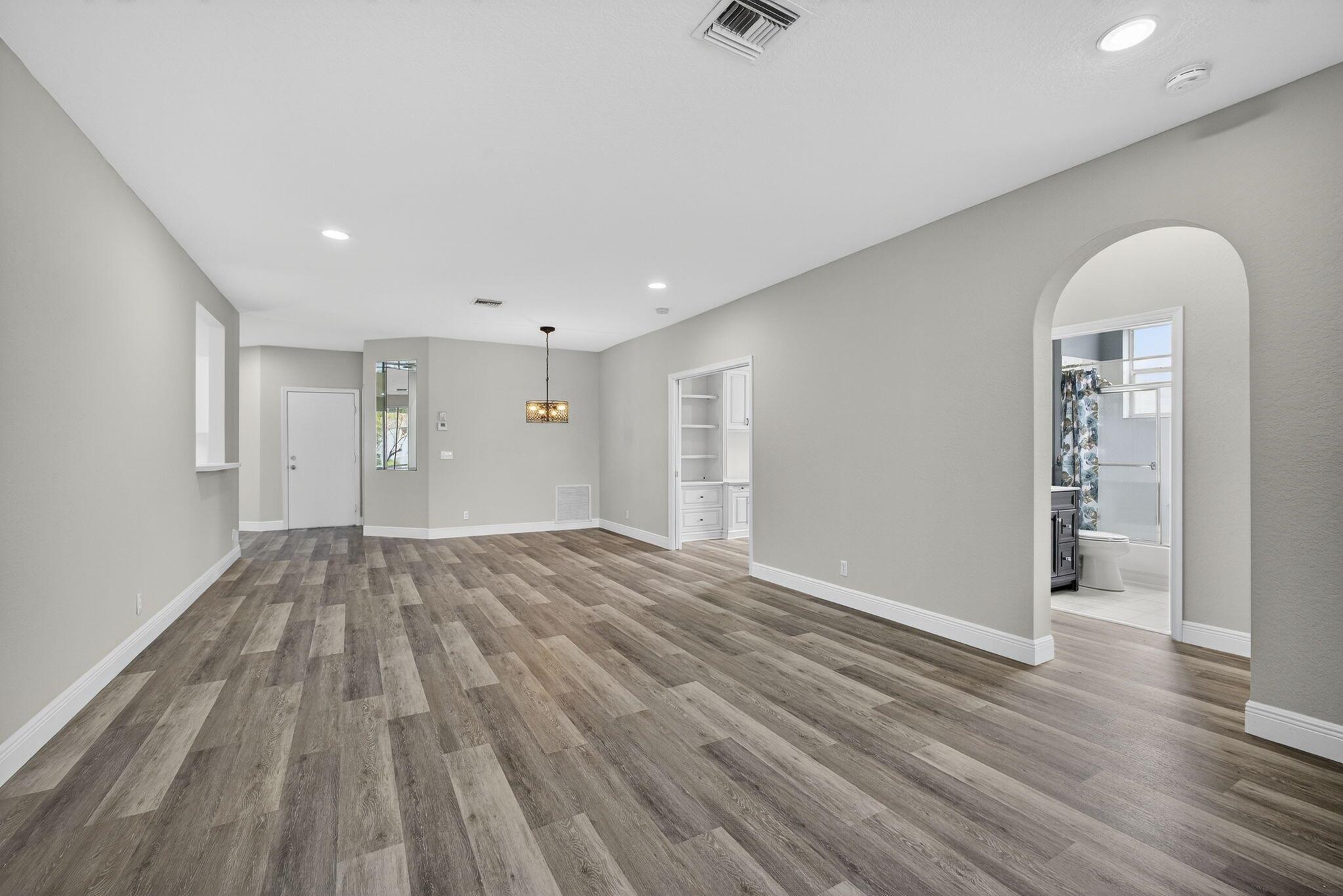 Grove Villiage Condo - Residential