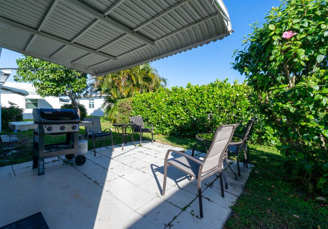 PALM BEACH LEISUREVILLE SEC 2 - Residential