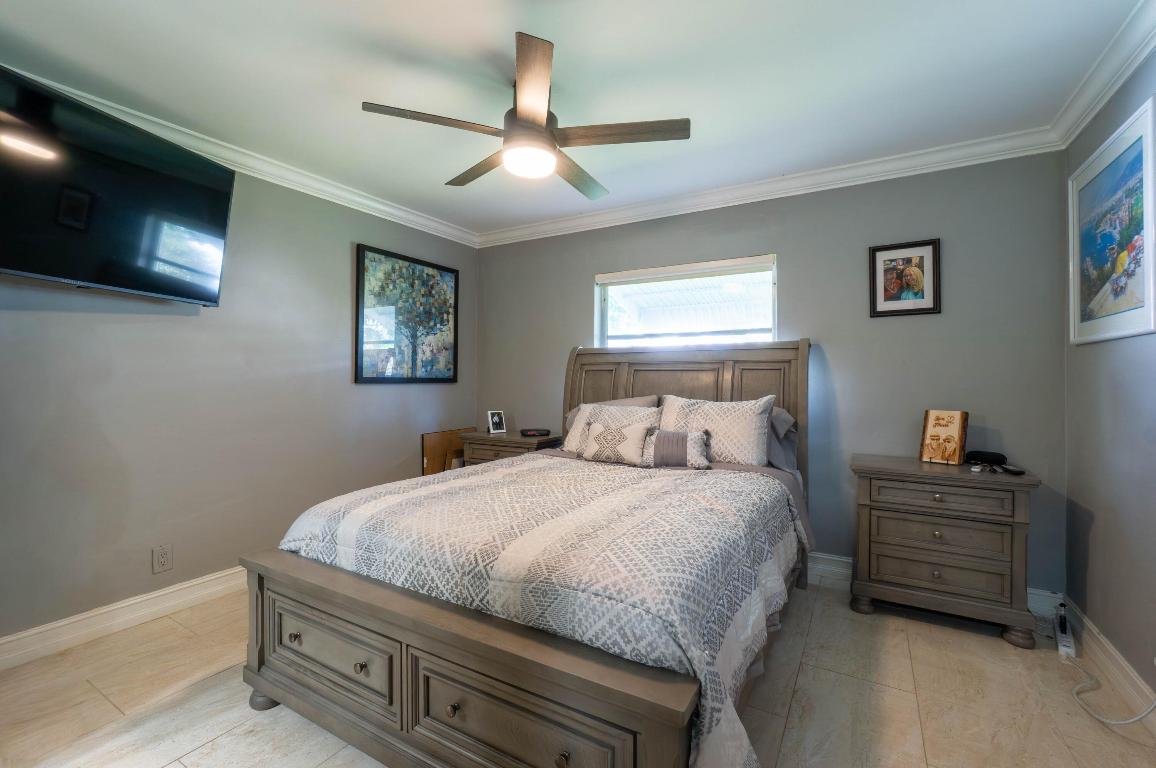 PALM BEACH LEISUREVILLE SEC 2 - Residential