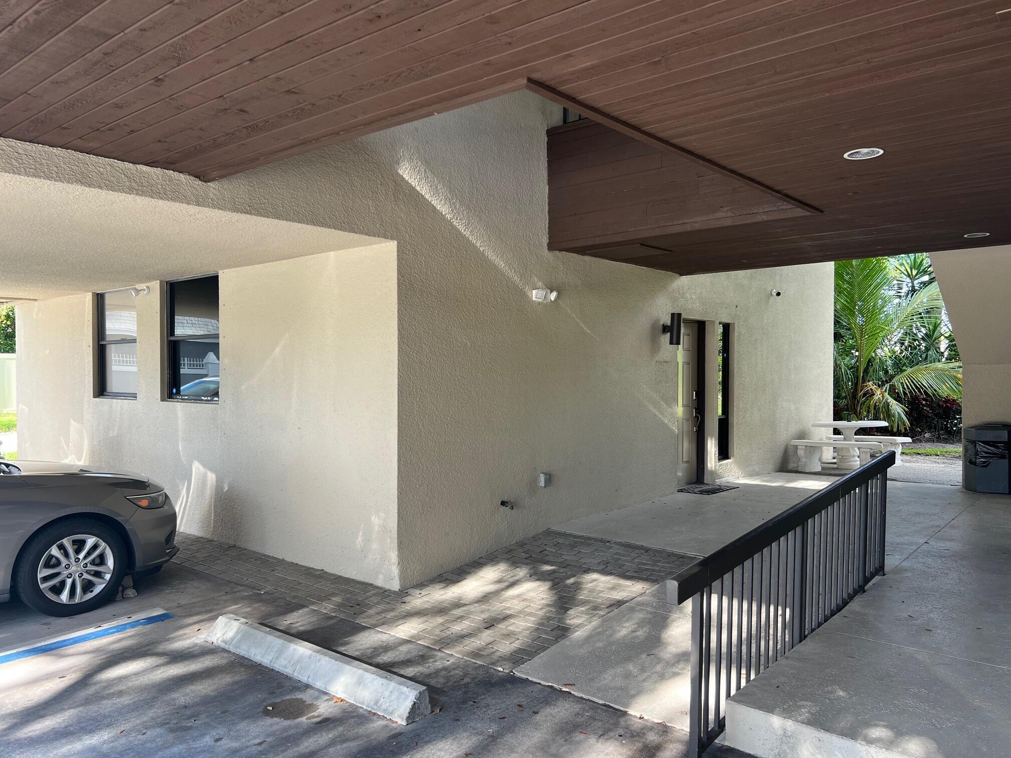 10625 N Military Trail 101