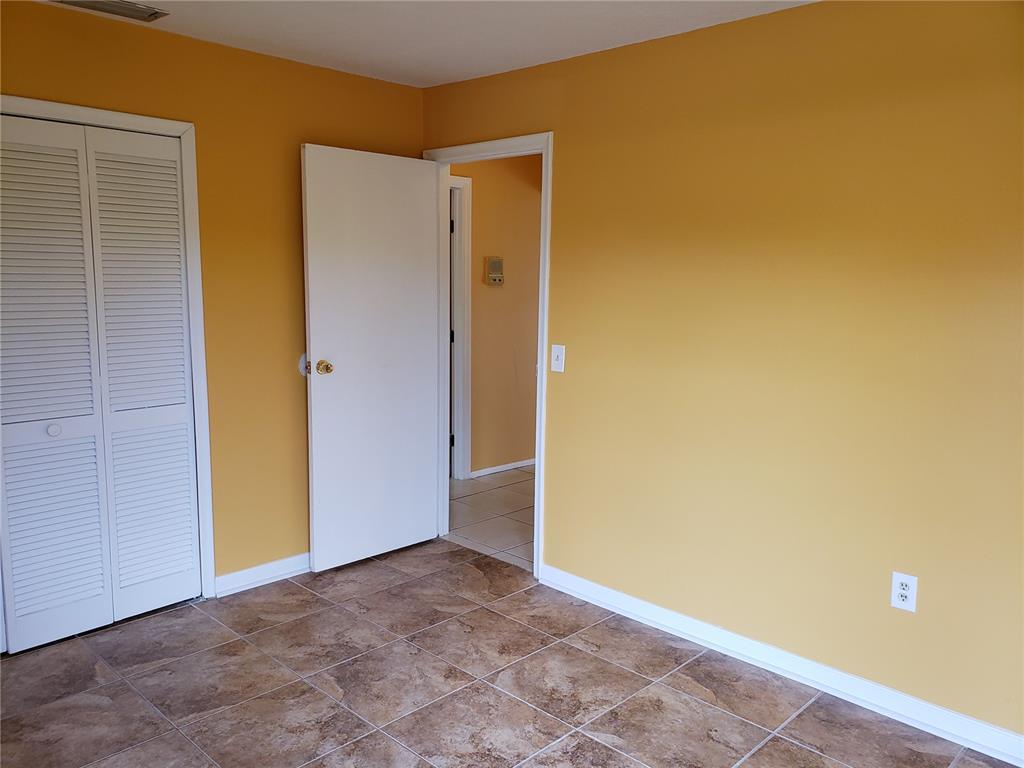 BONAVENTURE LAKES - Residential