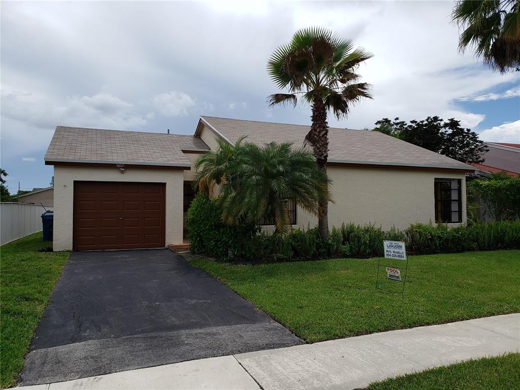 BONAVENTURE LAKES - Residential