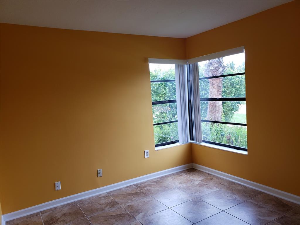 BONAVENTURE LAKES - Residential