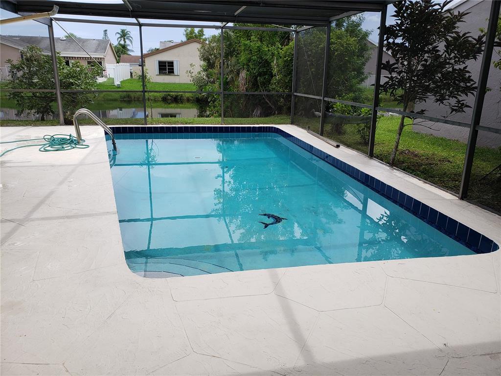 BONAVENTURE LAKES - Residential