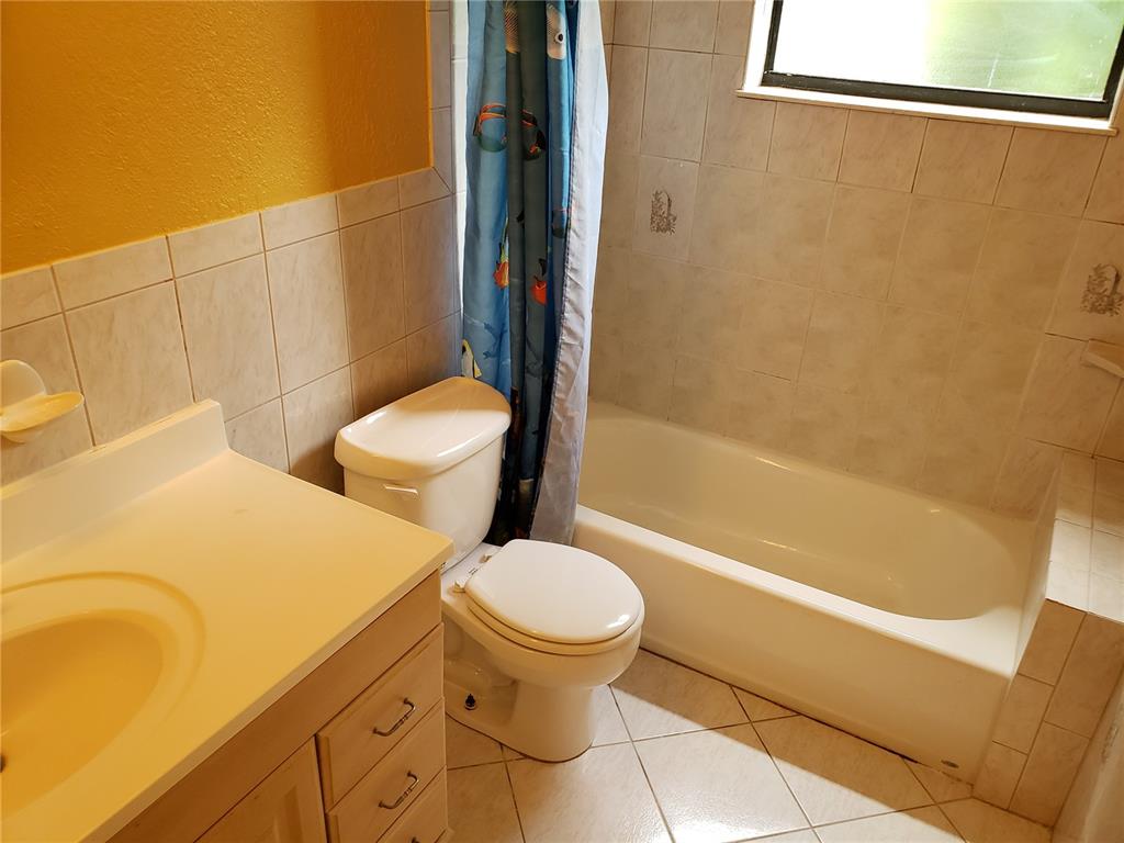 BONAVENTURE LAKES - Residential