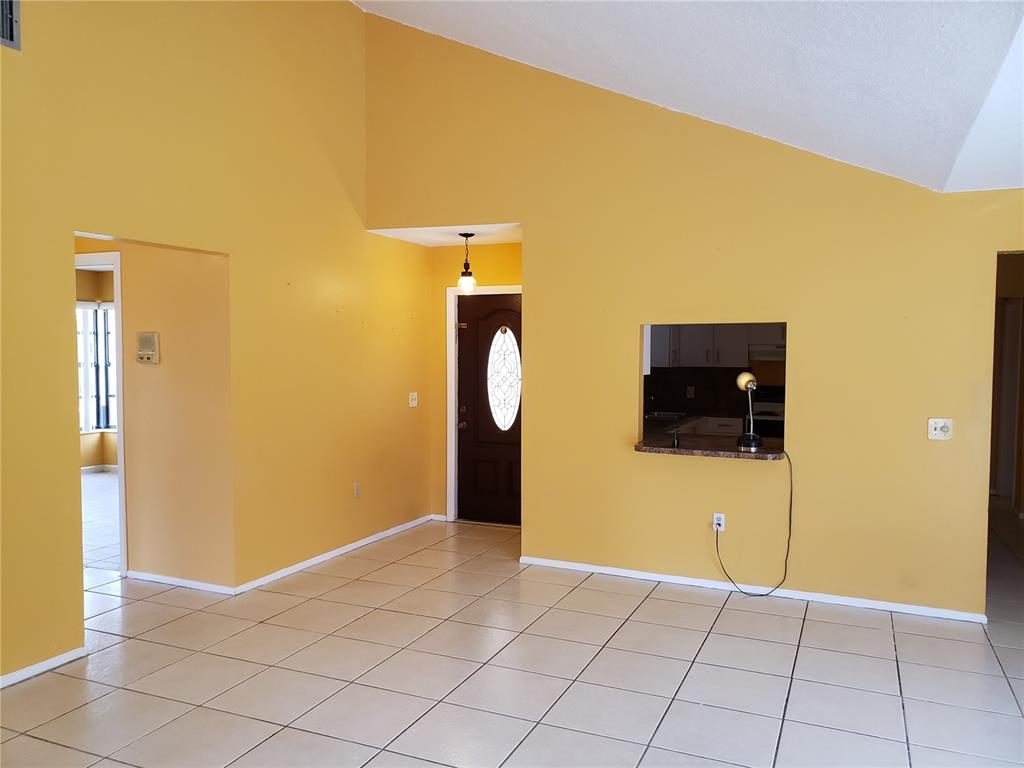 BONAVENTURE LAKES - Residential