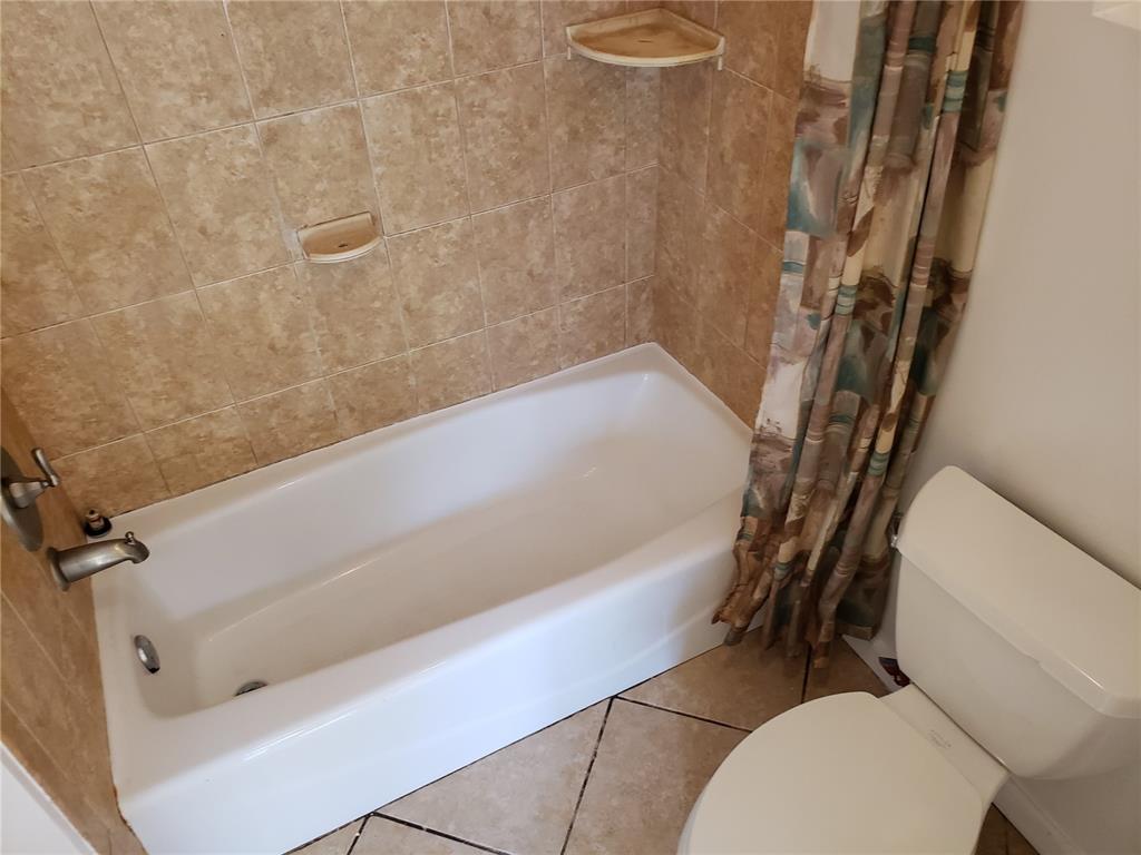 BONAVENTURE LAKES - Residential