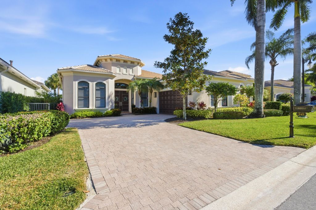 Photo of 345 Vizcaya Drive, Palm Beach Gardens, FL 33418 (MLS # B26022254)