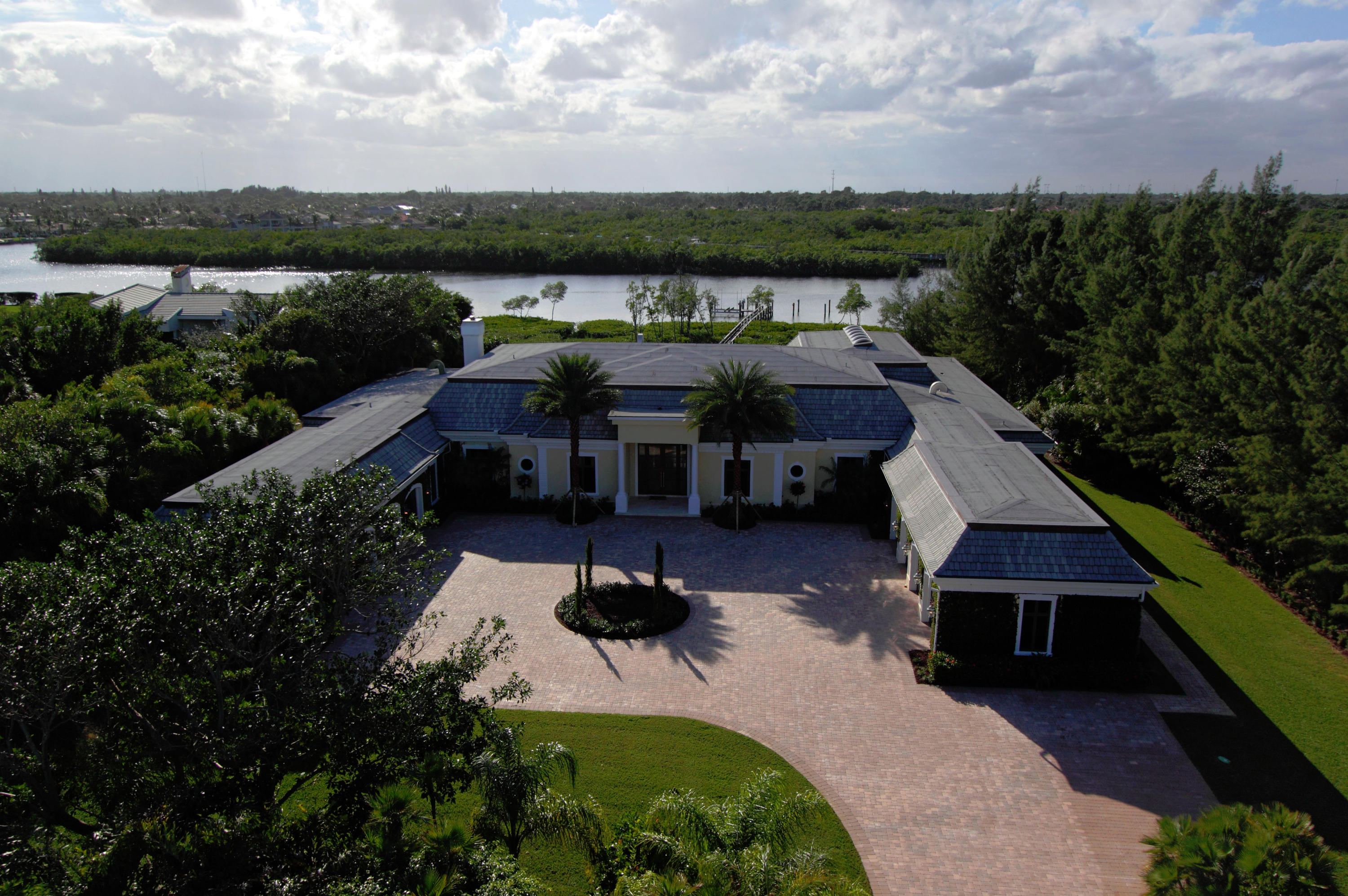 Jupiter Island - Residential