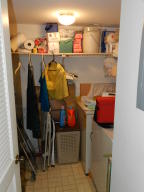 Palm Club East - Residential