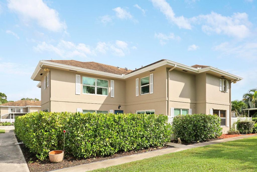 Photo of 3355 SW Sunset Trace Circle, Palm City, FL 34990 (MLS # R11122496)
