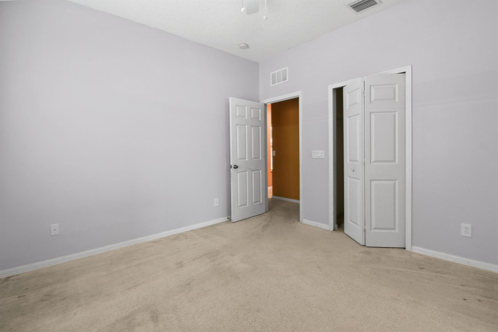 PORT ST LUCIE SECTION 44 - Residential Lease