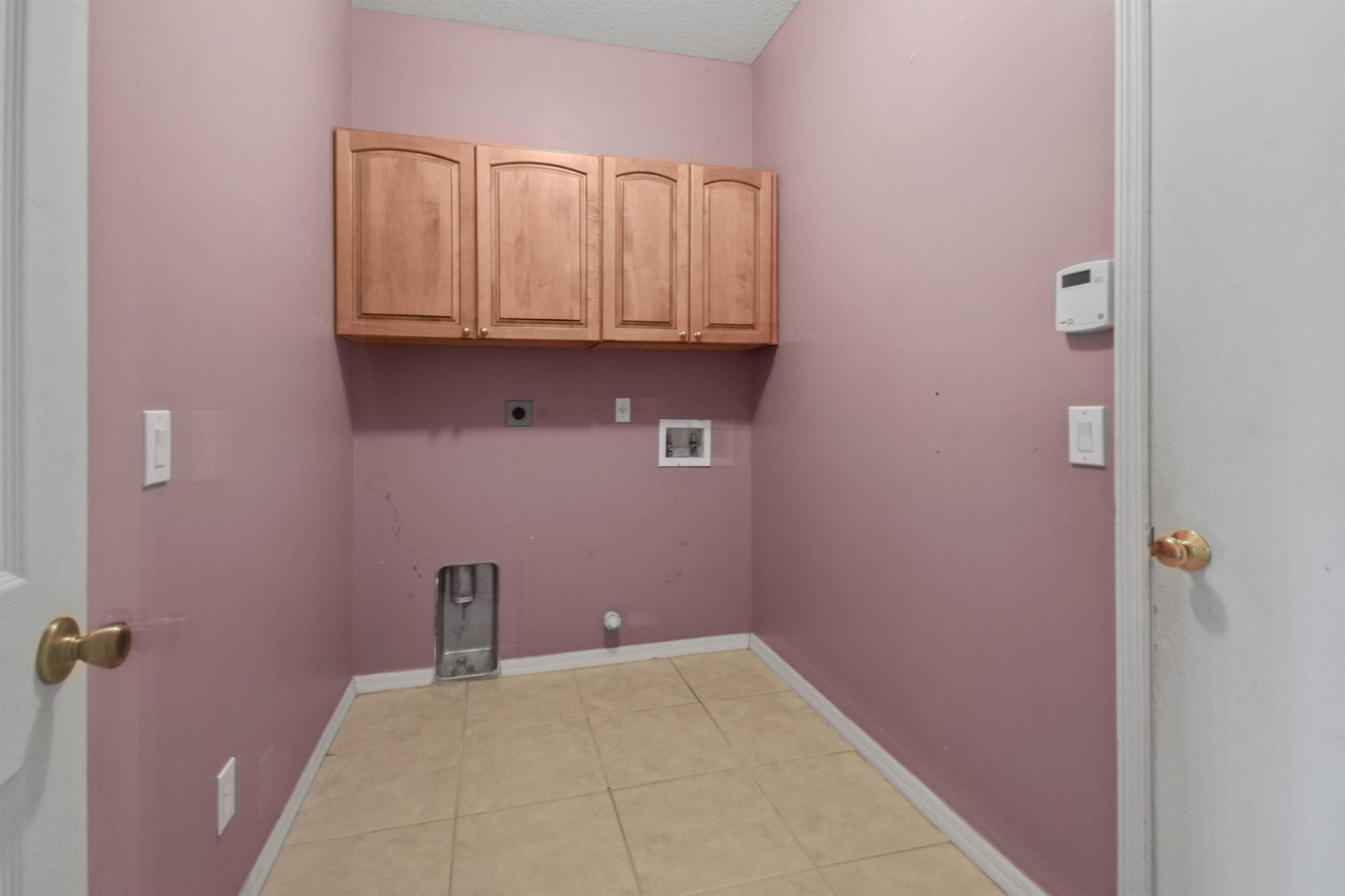 PORT ST LUCIE SECTION 44 - Residential Lease