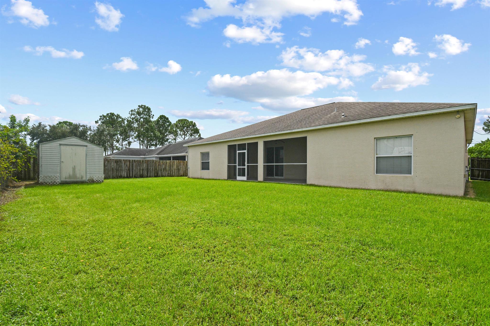 PORT ST LUCIE SECTION 44 - Residential Lease