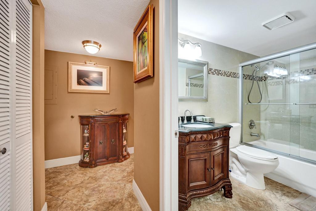 GARDENS III  CONDO - Residential