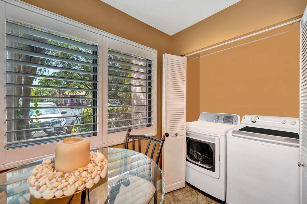 GARDENS III  CONDO - Residential