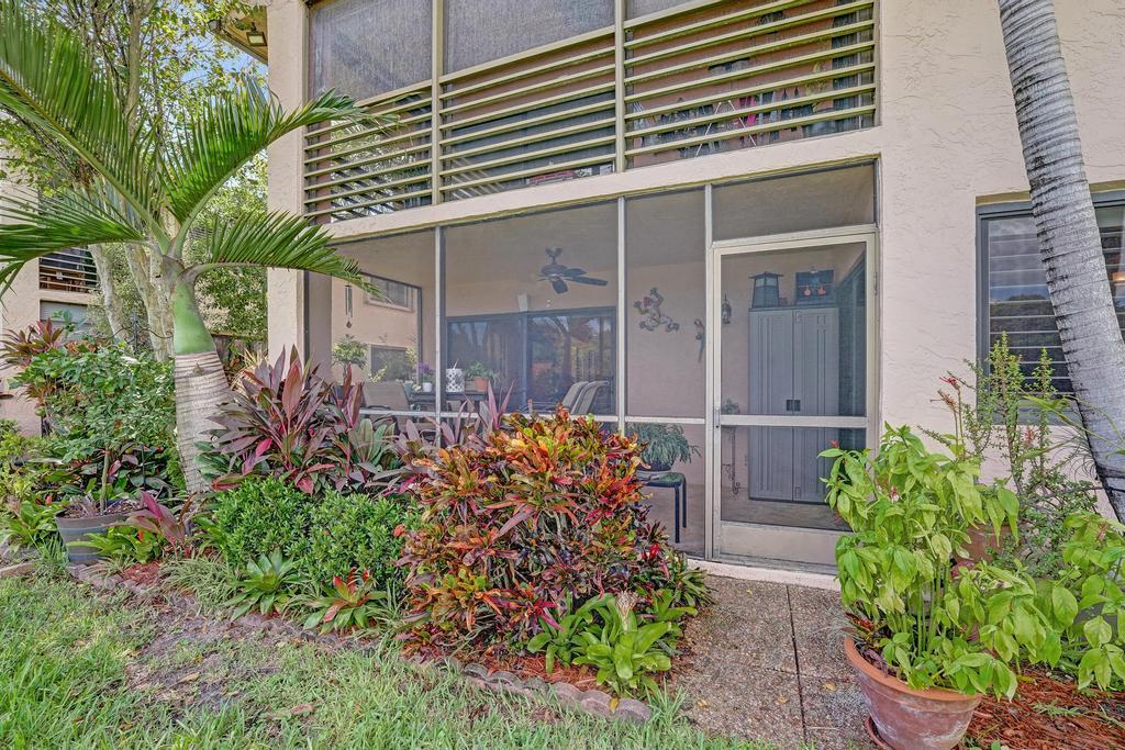 GARDENS III  CONDO - Residential