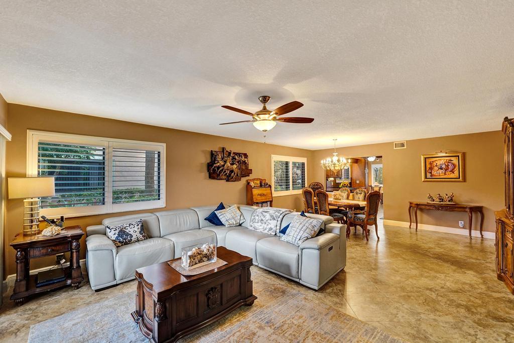 GARDENS III  CONDO - Residential